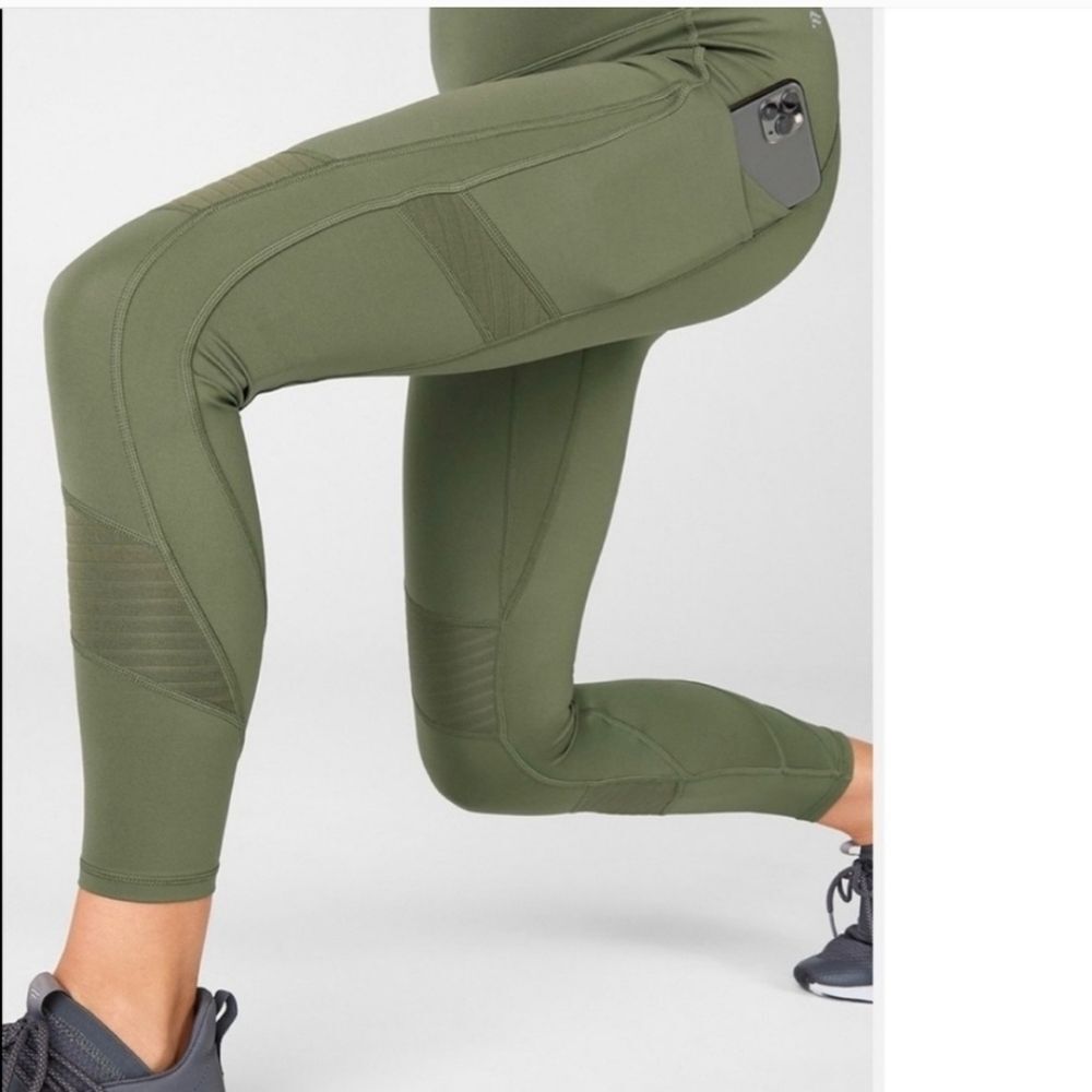Fabletics Army Green Moto Leggings Workout Gym Running Size Small NWT